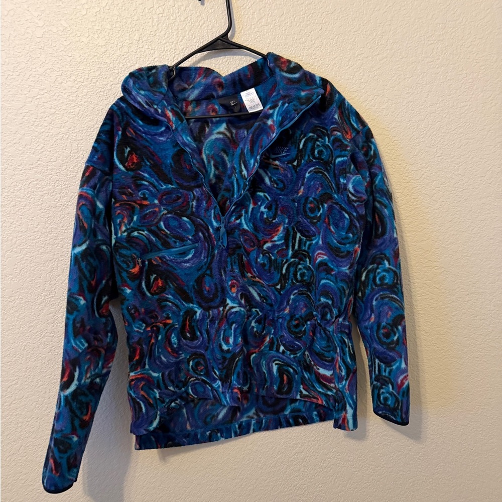 Vintage 90’s Retro Nike FIT Blue and Red Patterned Jacket